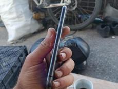 Продам iPhone 11 память 128 АКБ 100