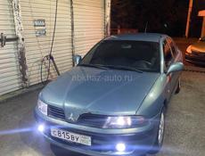 Mitsubishi Carisma