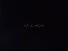 Работник на линию раздачи 