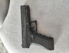Продаю G17
