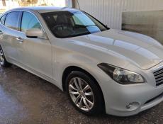 Nissan fuga