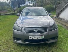 Nissan fuga