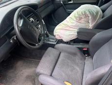 Audi 100