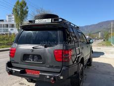 Toyota Sequoia