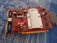 Объем на 256мбНаиболее вероятная модель: ATI Radeon HD 2600 XT (серия MSI RX2600XT Silent / T2D512EZ / T2D256EZ) или Radeon HD 3650.