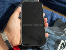 Продам айфон на запчасти 