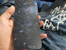 Продам айфон на запчасти 