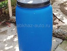 Продам винную бочку 200л 