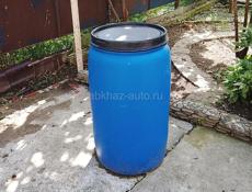 Продам винную бочку 200л 