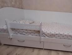 Бортик для кровати