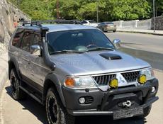 Mitsubishi Pajero Sport
