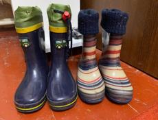 Резиновые сапоги, две пары 