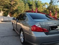 Infiniti M35