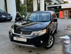 Mitsubishi Outlander XL