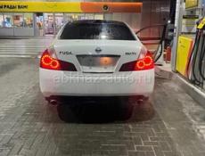 Nissan fuga