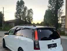 Mitsubishi Grandis