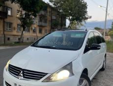 Mitsubishi Grandis