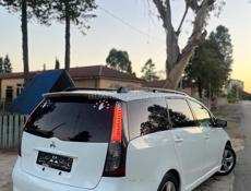 Mitsubishi Grandis