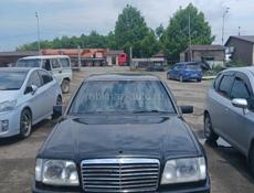 Mercedes-Benz 124