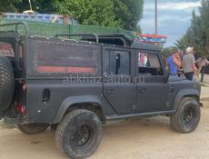 Land Rover 110 Defender