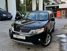 Mitsubishi Outlander XL