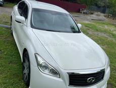 Nissan fuga