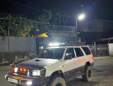 Toyota Hilux Surf
