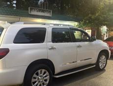 Toyota Sequoia