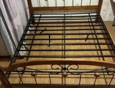Продам кровати,шкафы,стол,стулья,диван