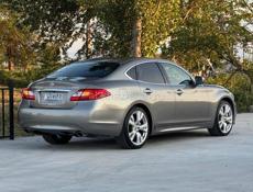 Nissan fuga