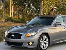 Nissan fuga