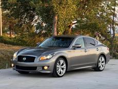 Nissan fuga
