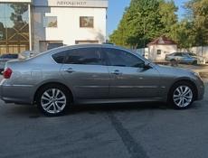 Infiniti M35