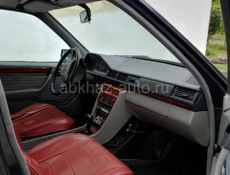 Mercedes-Benz 124