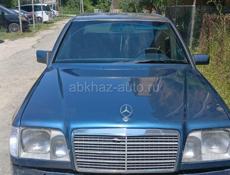 Mercedes-Benz 124