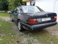 Mercedes-Benz 124