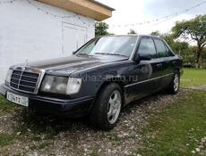 Mercedes-Benz 124