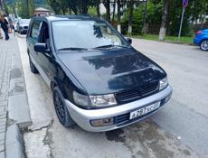 Mitsubishi Space Wagon