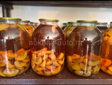Компот из винограда 200₽,фейхоа 150₽,кизил 300₽.Варенье инжировое 200₽ 