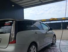 Mitsubishi Grandis