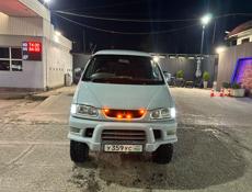 Mitsubishi L 300
