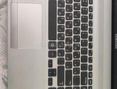 Ноутбук Samsung. Win7/HDD320/Graphics 512Мб