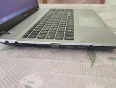 Ноутбук Samsung. Win7/HDD320/Graphics 512Мб