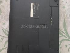 Ноутбук Samsung. Win7/HDD320/Graphics 512Мб