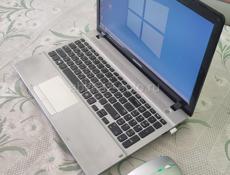 Ноутбук Samsung. Win7/HDD320/Graphics 512Мб