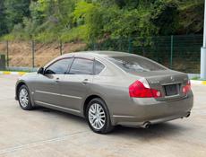 Nissan fuga