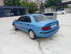 Mitsubishi Carisma