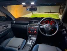 Mazda Аxela