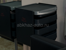 Продается парикмахерская тележка 