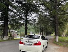Nissan fuga